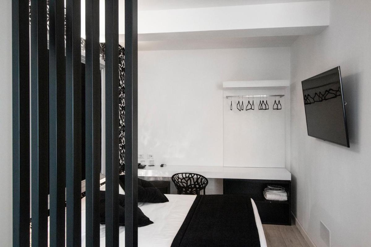 Hotel La Compagnia Del Viaggiatore LʼAquila Zewnętrze zdjęcie