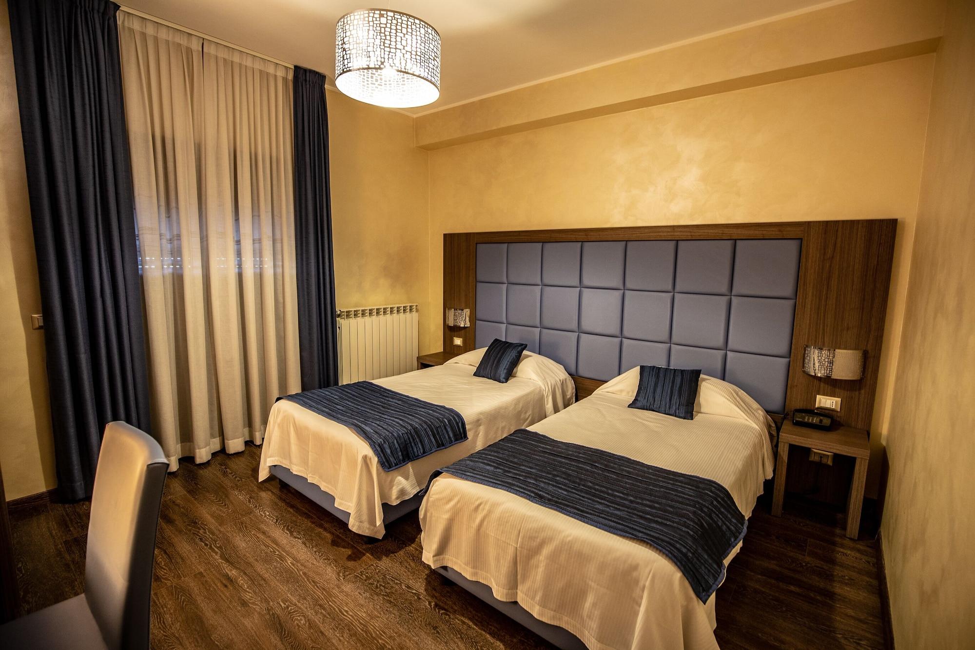 Hotel La Compagnia Del Viaggiatore LʼAquila Zewnętrze zdjęcie