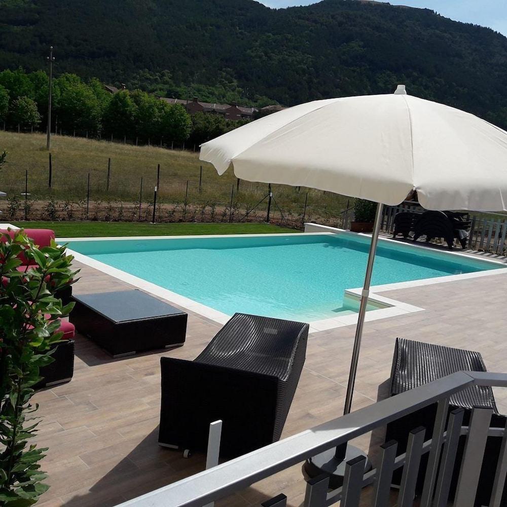 Hotel La Compagnia Del Viaggiatore LʼAquila Zewnętrze zdjęcie