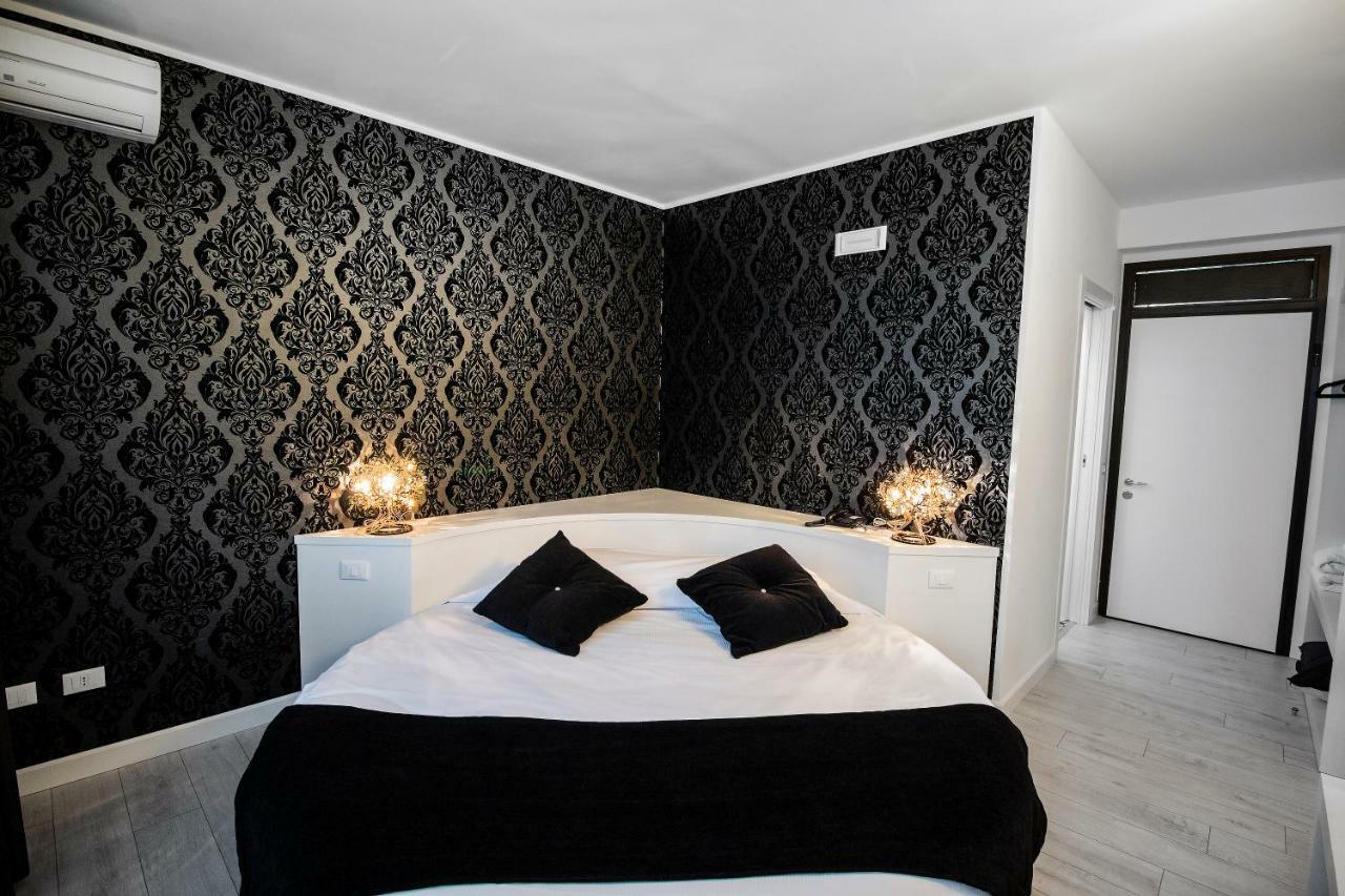 Hotel La Compagnia Del Viaggiatore LʼAquila Zewnętrze zdjęcie
