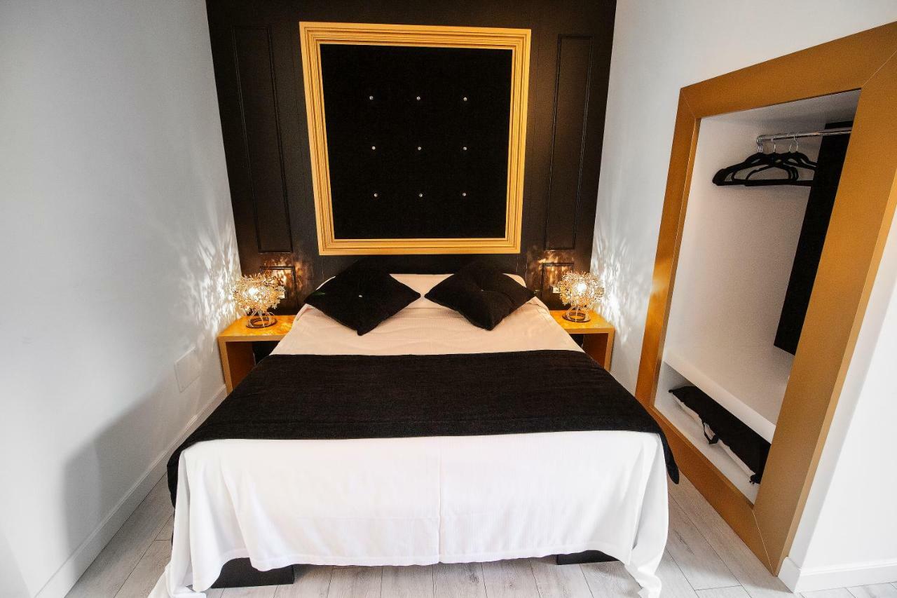 Hotel La Compagnia Del Viaggiatore LʼAquila Zewnętrze zdjęcie